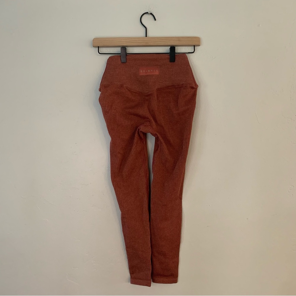 Balance Athletica The Channel Pant Sandstone Ribbed Leggings - Picture 6 of 8